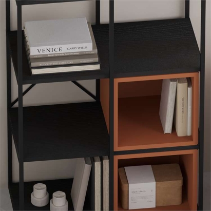 Стеллаж прямой VALE MIDI BOOKCASE BLACK BLACK WOOD CINNAMON 71X39X179 СМ. (LEV01147)